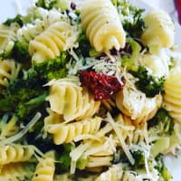 Pasta with broccoli and dried tomatoes