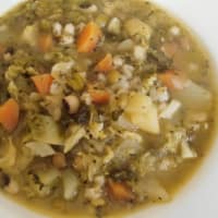 frijoles y verduras para sopa