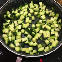 Omelette with zucchini chickpeas step 1