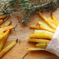 Paprika potatoes scented with rosemary