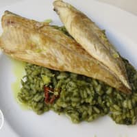 Risotto con hojas de rábano y la caballa Risotto con hojas de rábano y la caballa