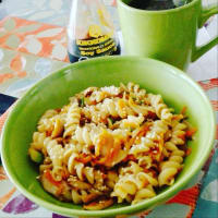 Pasta con verduras salteadas