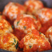 Spicy Bites TURQUÍA CON TOMATES