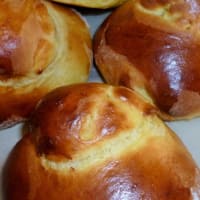 Brioches con Tuppo con azafrán paso 12