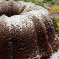 Bund Cake with Chocolate