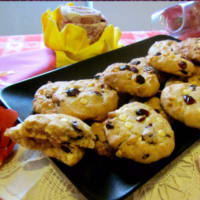 Galletas de espelta semi con chocolate blanco y arándanos