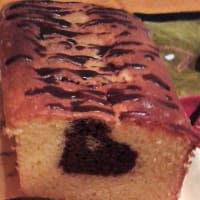 Gluten-free plumcake made with the heart