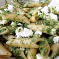 Pasta with spinach and feta pesto step 3