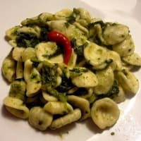 Orecchiette con brócoli rabe