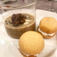 Crema di lenticchie e patate con baci di dama salati