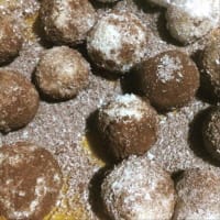 Praline ricotta cioccolato e cocco senza glutine, lattosio e uova