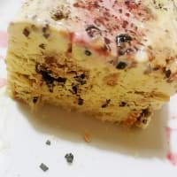 A variegated semifreddo to cherry