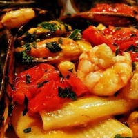 Paccheri cozze e gamberetti