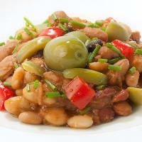 Legumes with Giant Sweet Olives