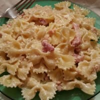 Farfalle salmone e panna