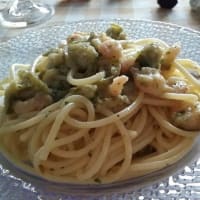 Spaghetti zucchini and shrimp