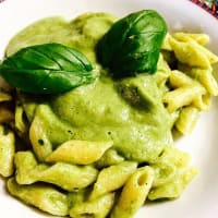 Pesto di zucchine leggero