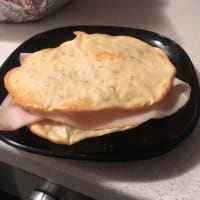 Panino di albumi senza glutine con fesa di tacchino