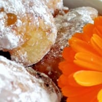 Frittelle pere e cioccolato