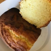 Plumcake with olive oil