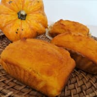 Pumpkin and coconut mini plumcake