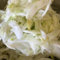 Rich salad of fennel step 1