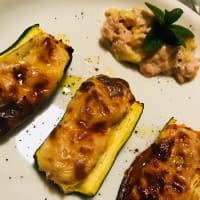 Zucchini boats with tuna and Galbanino