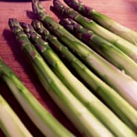 Riso Venere con crema di asparagi e scaglie di mandorle tostate step 2