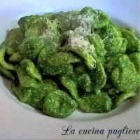 Orecchiette con ricotta y espinacas