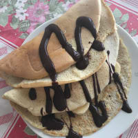 Crêpes with skyr banana and chocolate