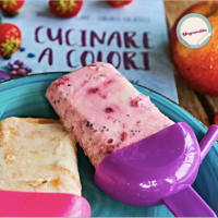 Paletas de yogurt y fruta