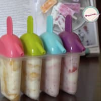 Popsicles of Yogurt and Fruit step 3