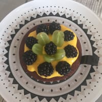 Tarta de cacao con fruta!