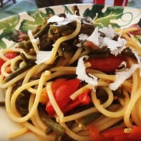 Spaghettone green beans and cacio ricotta cheese Spaghettone green beans and cacio ricotta cheese