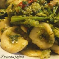 Orecchiette con grelos Orecchiette con grelos