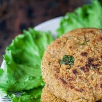 lentil and quinoa burger