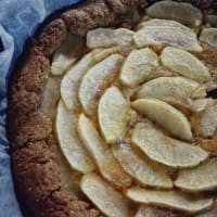 Tarta rústica con manzanas