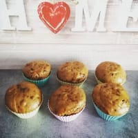 Steamed maca muffins and chocolate chips