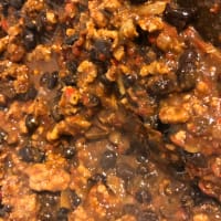 Chili piccante con fagioli neri
