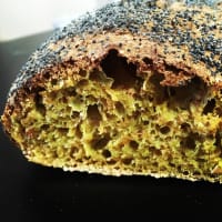 Whole wheat bread with turmeric