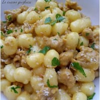 Gnocchi with sausage and saffron