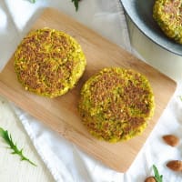 Broccoli and almond burger