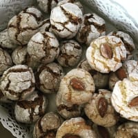 Dried fruit pastries