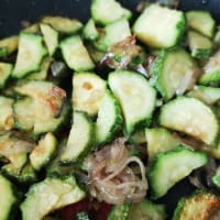 Whole wheat farfalle with zucchini step 1