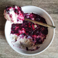 Vegan Overnight Porridge con marmellata Vegan Overnight Porridge con marmellata