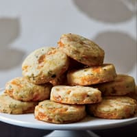 Cricket Flour Cookies with Turkish apricots step 1