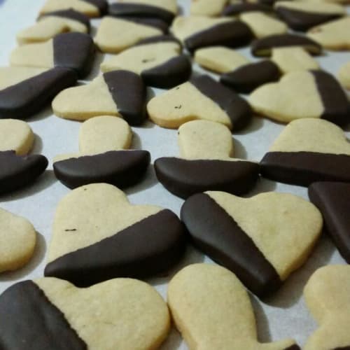 Biscuits with chocolate butter