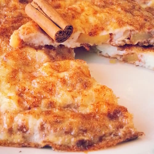 sweet omelette with apple, cinnamon and hazelnuts