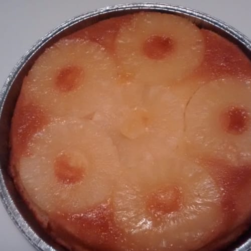 piña bajar pastel