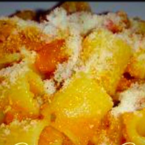 Rigatoni with pumpkin and cheese